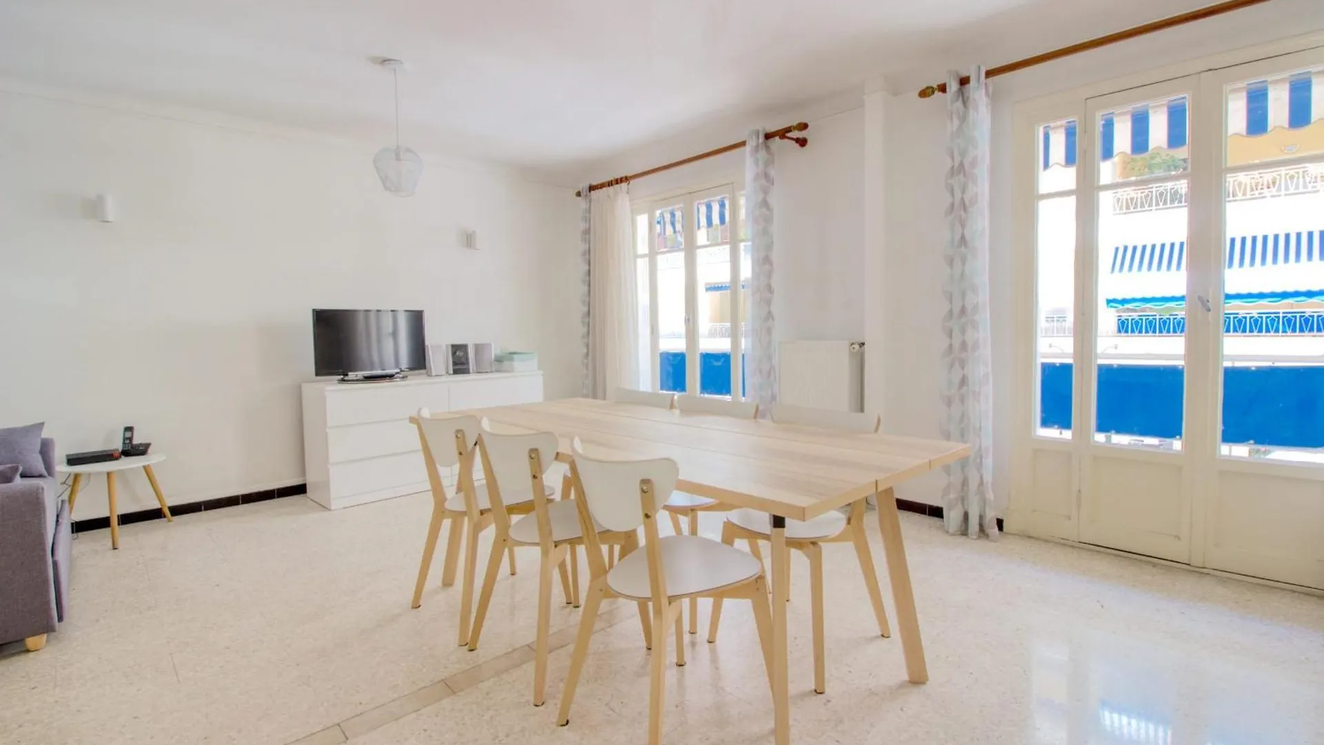 Antibes City Center - 1 Bedroom - 4 People